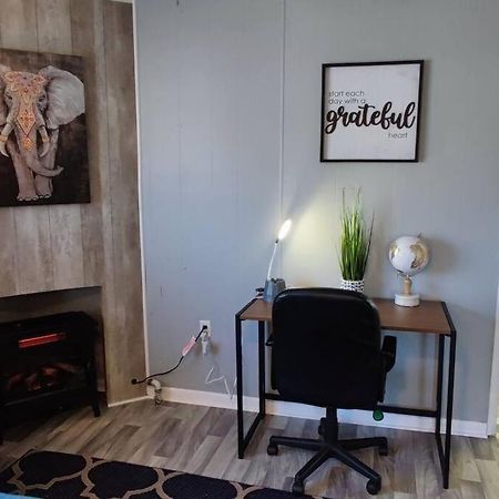 Perfect Combo Of Charm & Comfort- 2Bedroom Home Noblesville Exteriör bild