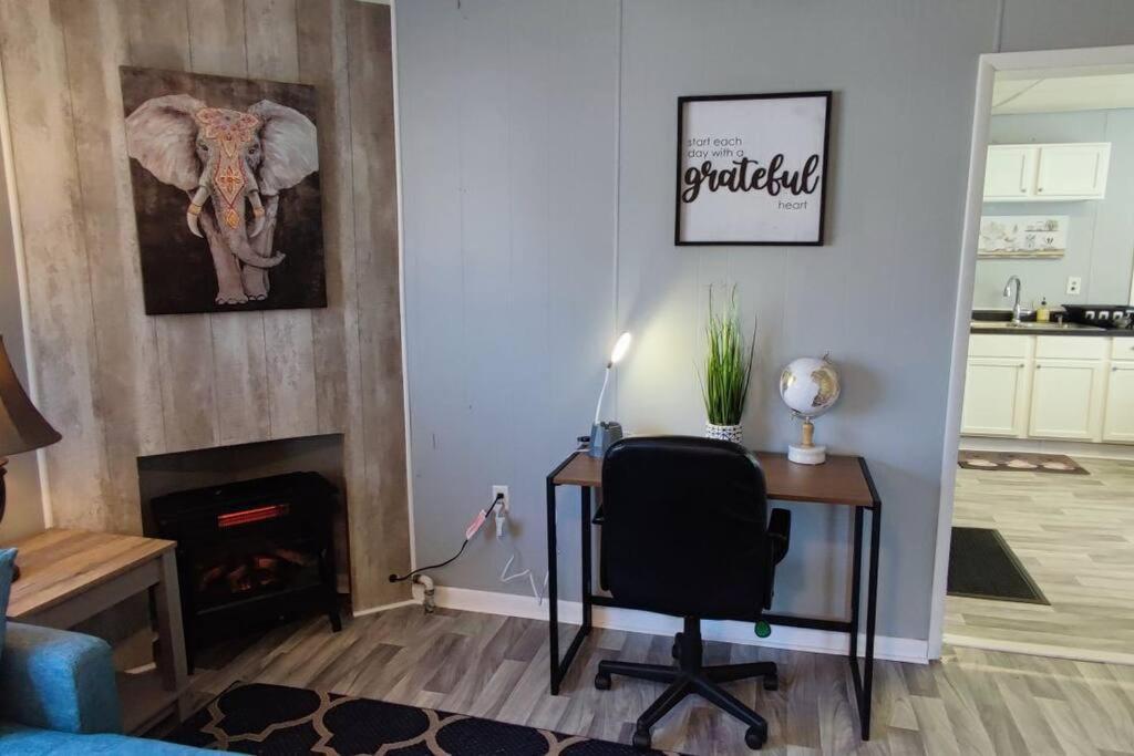 Perfect Combo Of Charm & Comfort- 2Bedroom Home Noblesville Exteriör bild