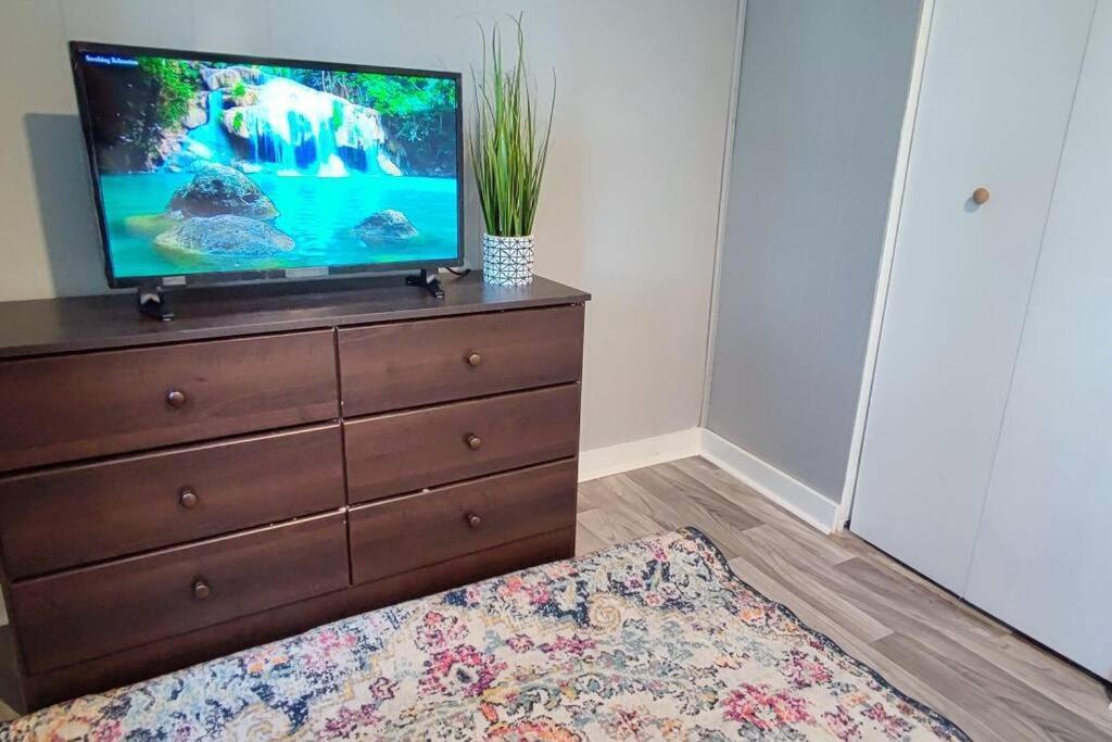 Perfect Combo Of Charm & Comfort- 2Bedroom Home Noblesville Exteriör bild
