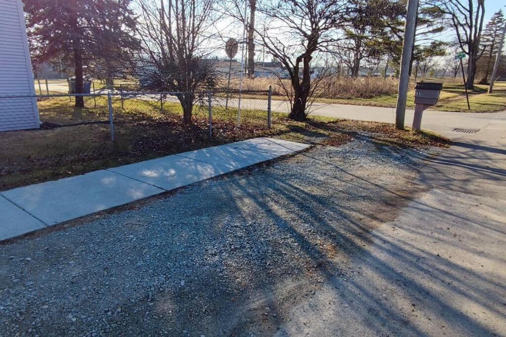 Perfect Combo Of Charm & Comfort- 2Bedroom Home Noblesville Exteriör bild