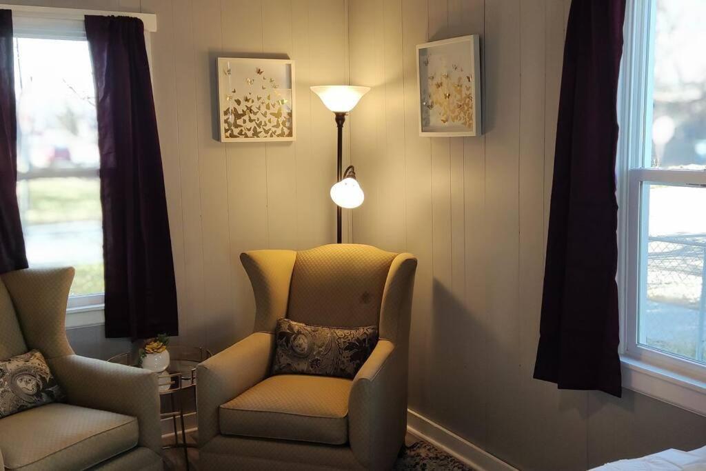 Perfect Combo Of Charm & Comfort- 2Bedroom Home Noblesville Exteriör bild