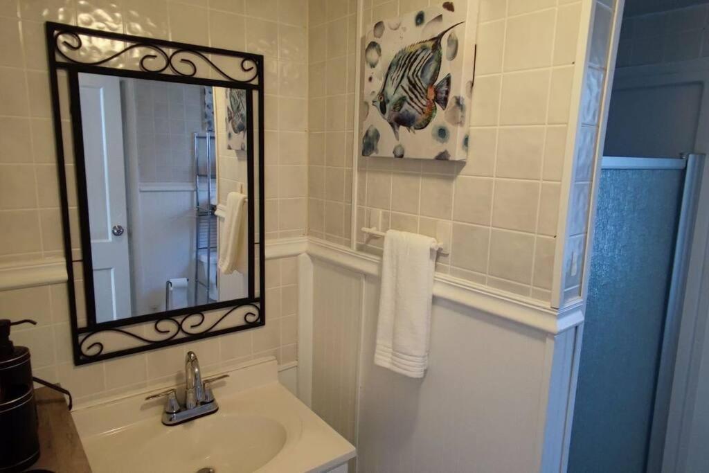 Perfect Combo Of Charm & Comfort- 2Bedroom Home Noblesville Exteriör bild